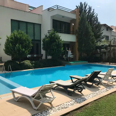 Diva Kemer
