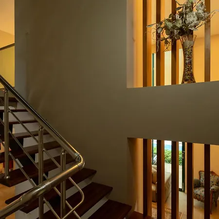 Diva Villa *