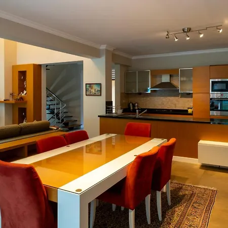 Villa Diva