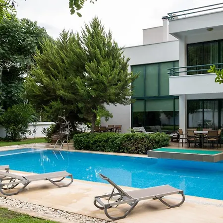 Diva Villa *