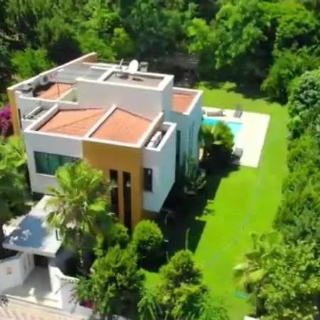 Diva Villa *